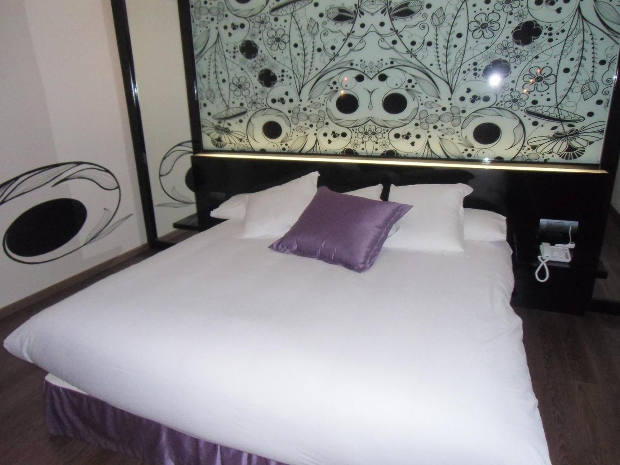 Area De Servicio Villamartin Villamartin de la Abadia 客房 照片